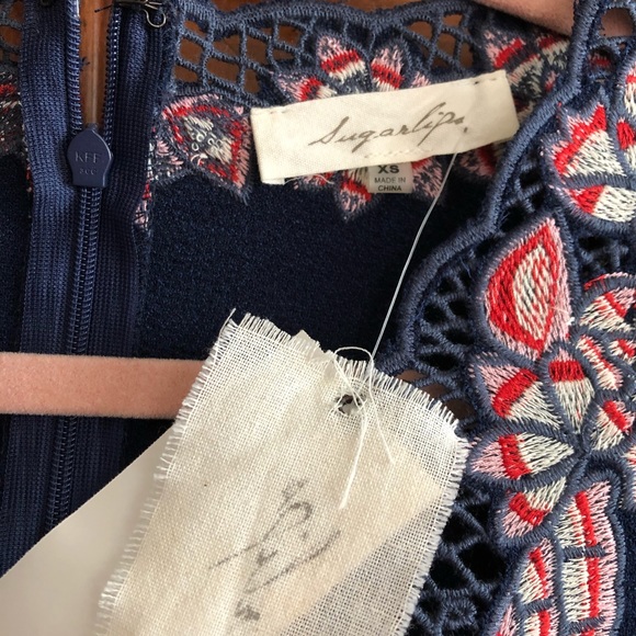 Beautiful navy dress! - Picture 3 of 3